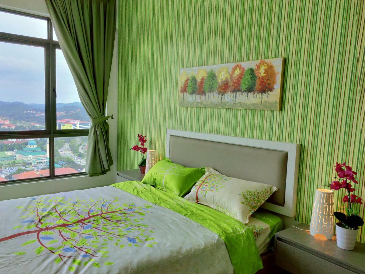 Comfort Zone Premium Guesthouse @ Evo Bangi Exterior foto